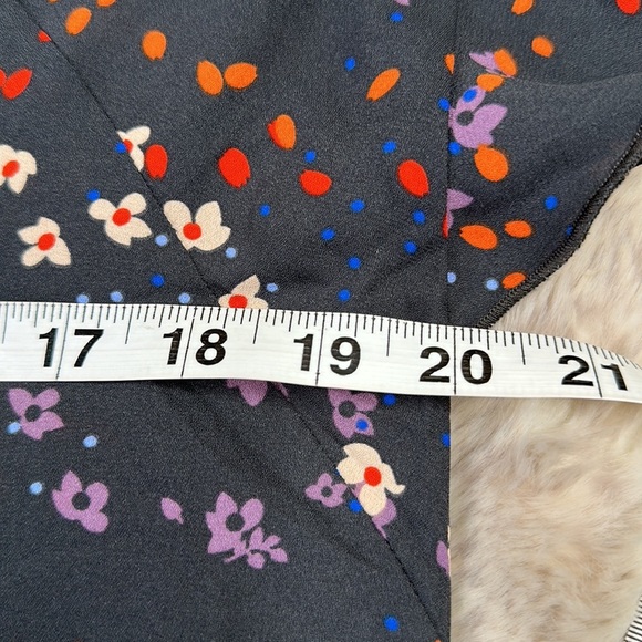 Cabi | Muse Floral Flutter Sleeve Dress Style 3828 - Picture 11 of 14